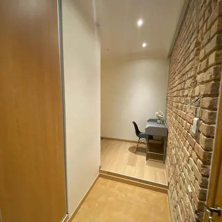 Apartment Cosy 2 Bedroom In Center *